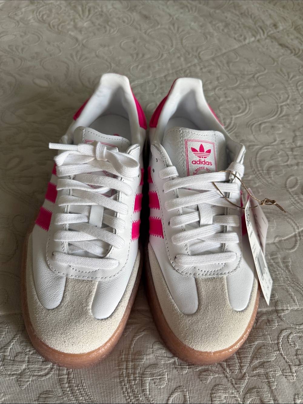 adidas Samba Women's White Sneakers with Pink Stripes brand new